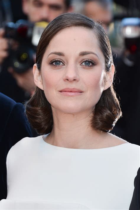 marion cotillard éfilé chanel|Marion Cotillard new face.